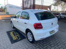 VOLKSWAGEN - GOL - 2017/2018 - Branca - R$ 47.900,00