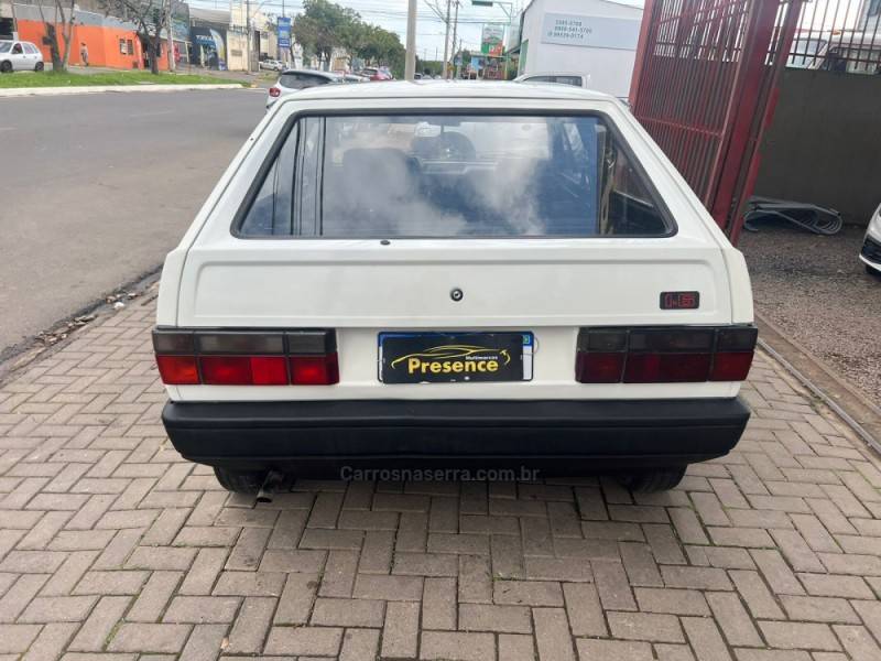 VOLKSWAGEN - GOL - 1988/1988 - Branca - R$ 12.900,00