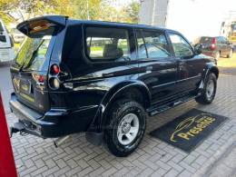 MITSUBISHI - PAJERO - 2005/2005 - Preta - R$ 59.900,00