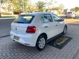 VOLKSWAGEN - GOL - 2017/2018 - Branca - R$ 47.900,00